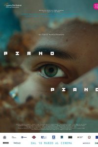 Пиано, пиано (2022)